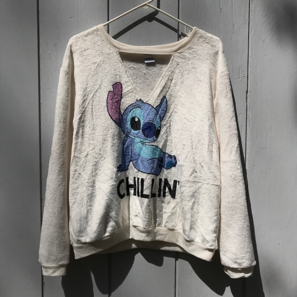 NWT Disney Stitch “Chillin” Plush Top - Picture 3 of 10